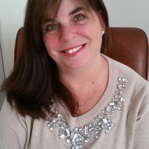 Meet your Posher, Ana